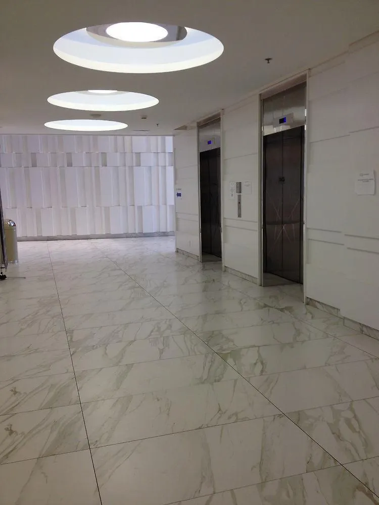**** Hotel Atlantis Furnished Suites - York Street Toronto Canada