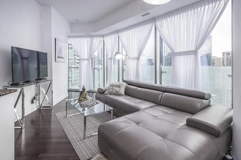 Atlantis Furnished Suites - York Street Toronto 4*,  Canada