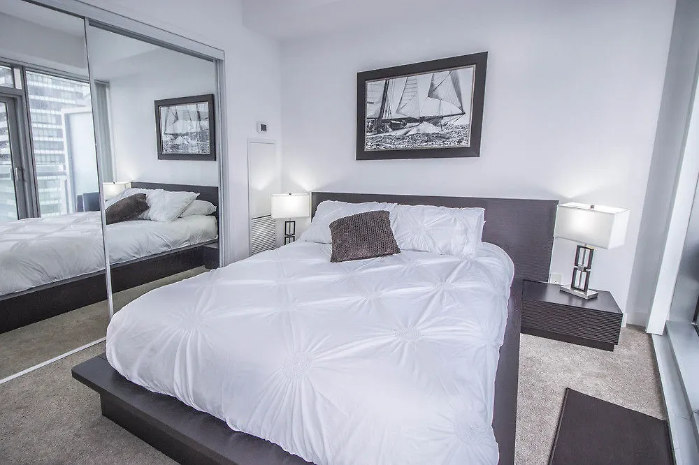 Atlantis Furnished Suites - York Street Toronto 4*,  Canada