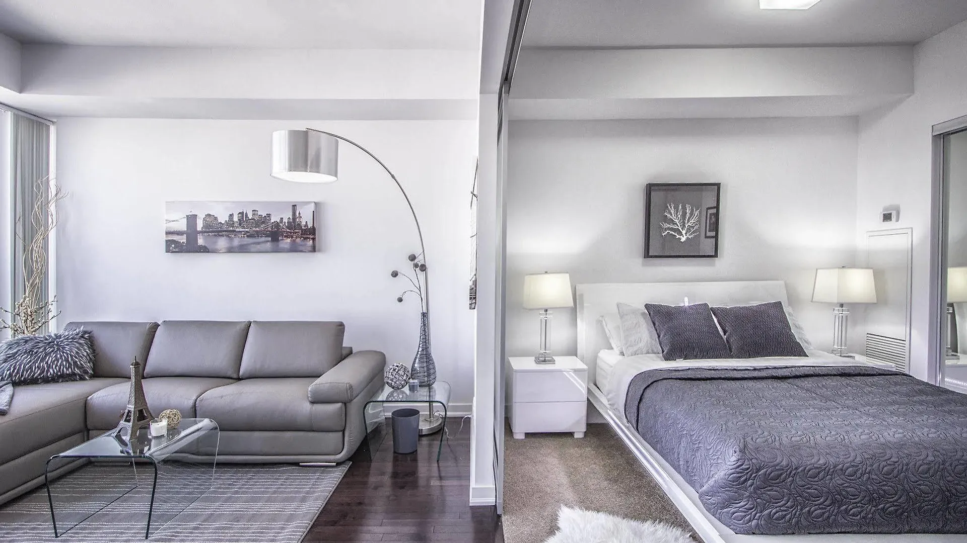 Atlantis Furnished Suites - York Street Toronto 4*,  Canada